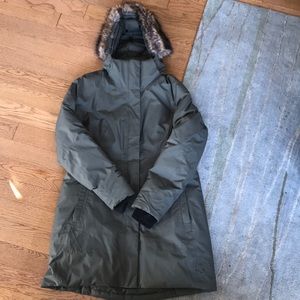 Women’s down filled North Face Parka